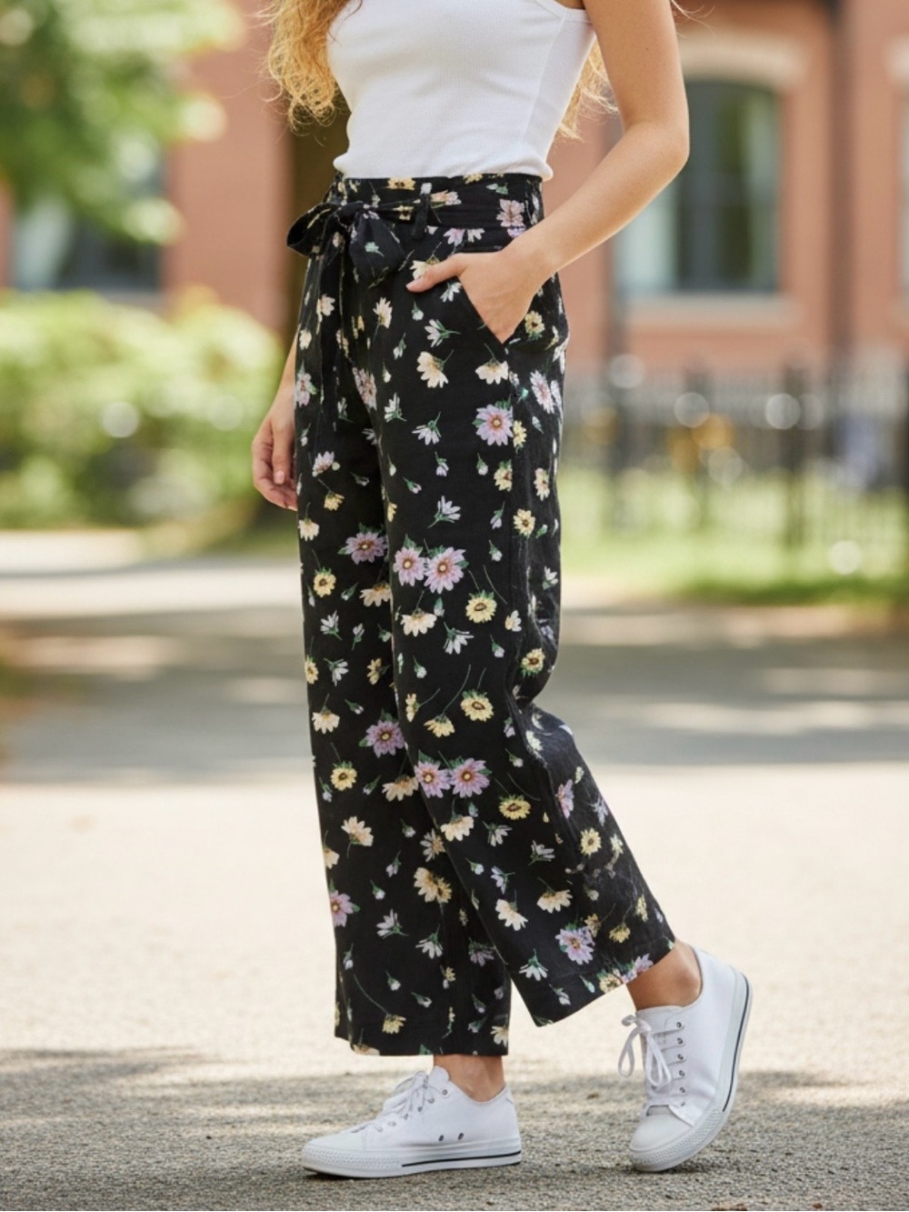 LOFT - Linen blend Black Floral Wide-Leg Jeans